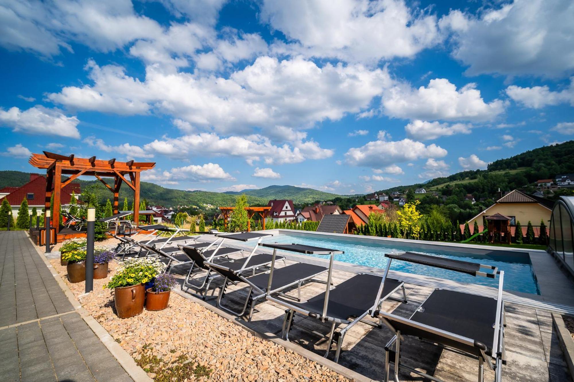 Apartamenty Black Lion Pcim Exteriér fotografie