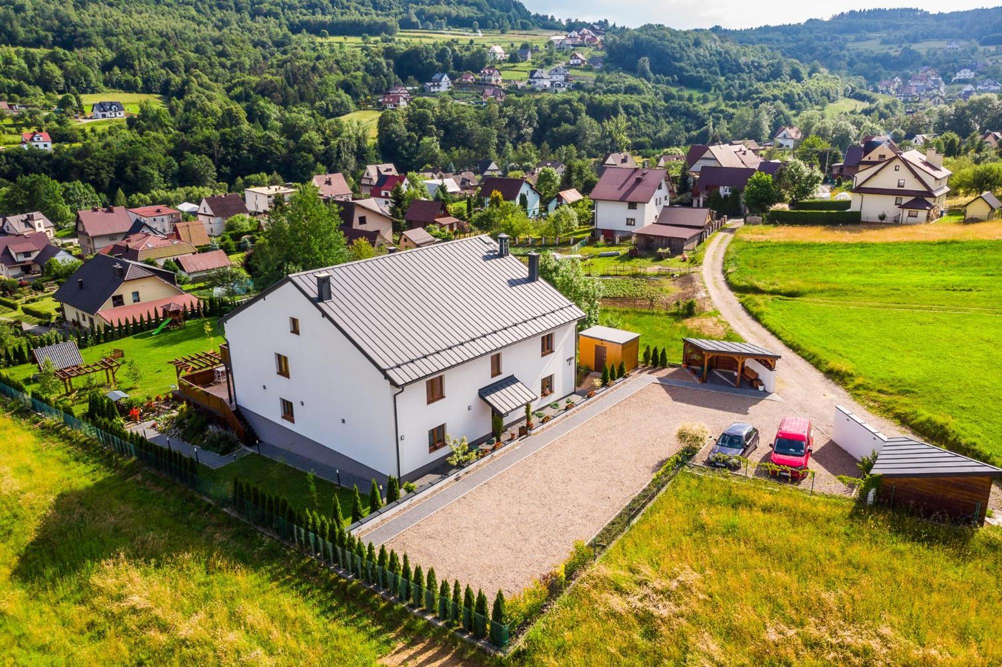 Apartamenty Black Lion Pcim Exteriér fotografie